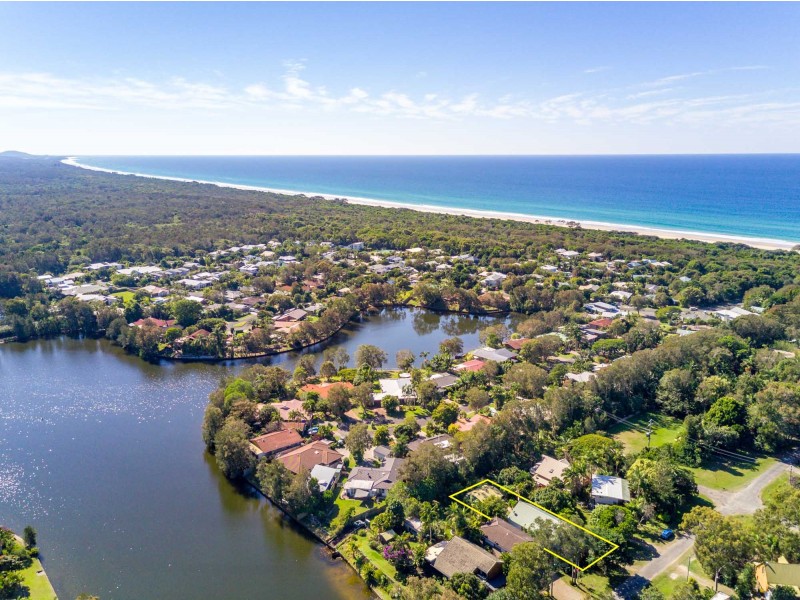 33 Gloria Street, South Golden Beach NSW 2483