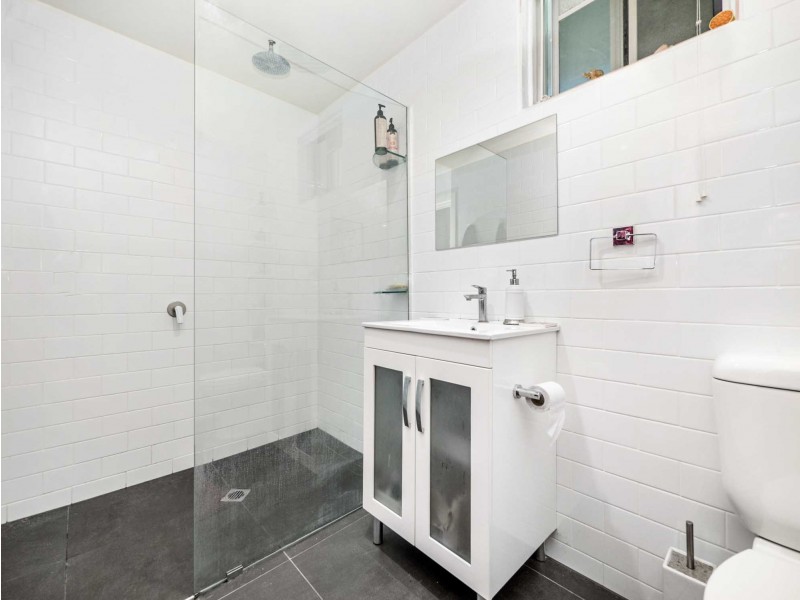 33 Gloria Street, South Golden Beach NSW 2483