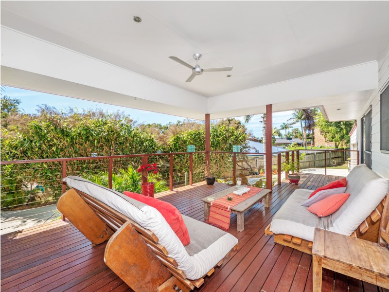 7 Wattar Court, Ocean Shores NSW 2483