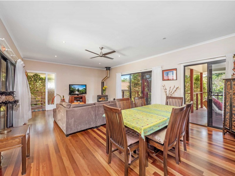 7 Wattar Court, Ocean Shores NSW 2483