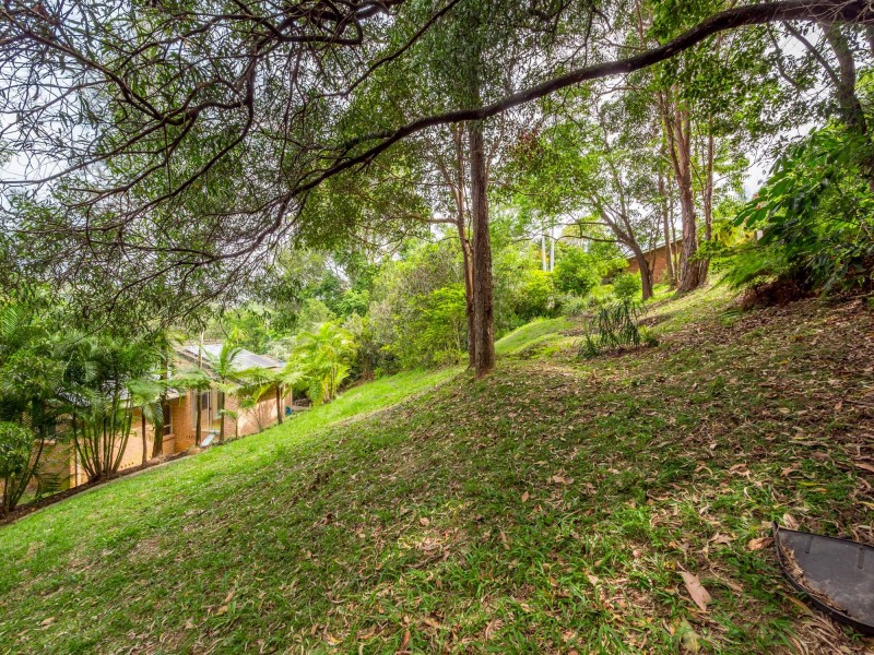 10 Gin Gin Crescent, Ocean Shores NSW 2483
