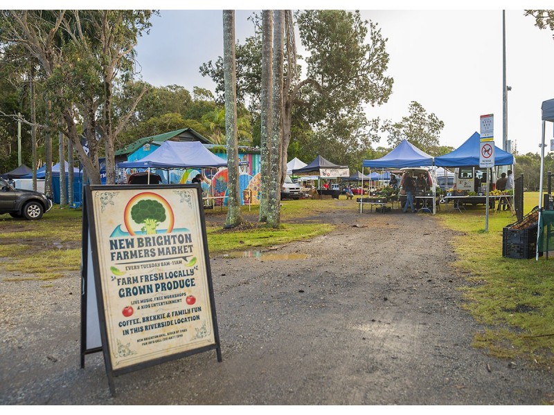 16 Berrimbillah Court, Ocean Shores NSW 2483