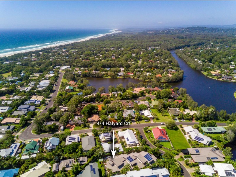 4/4 Halyard Court, Ocean Shores NSW 2483