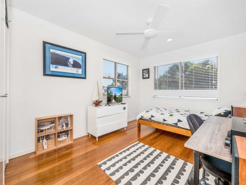 4/4 Halyard Court, Ocean Shores NSW 2483