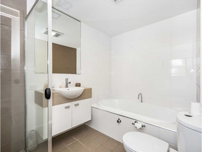 4/4 Halyard Court, Ocean Shores NSW 2483