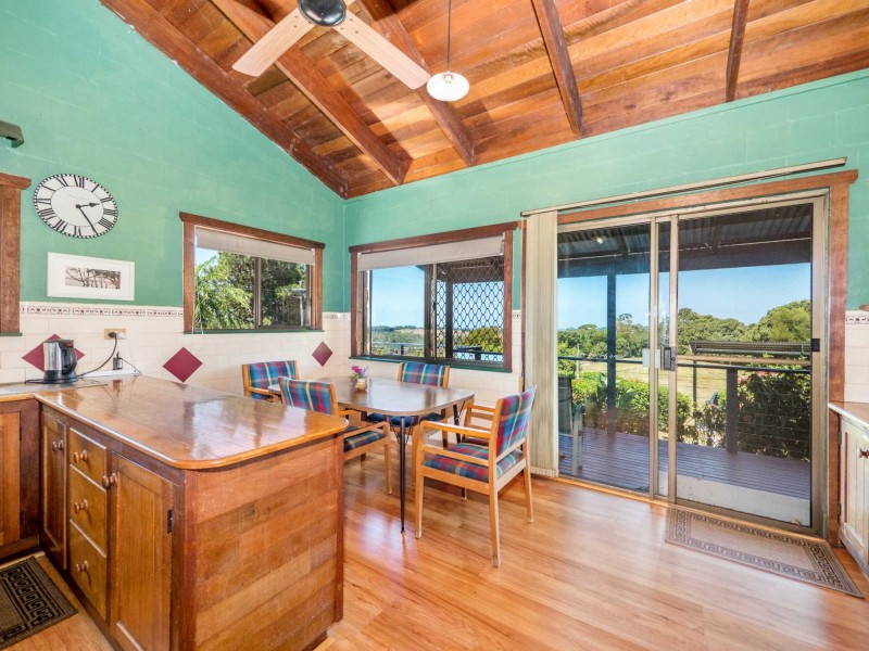 23 Sheaffes Road, Goonengerry NSW 2482