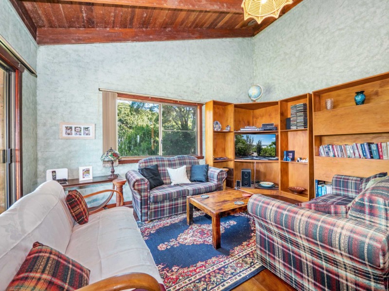 23 Sheaffes Road, Goonengerry NSW 2482