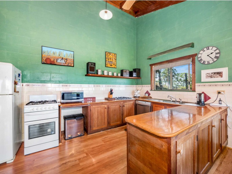 23 Sheaffes Road, Goonengerry NSW 2482