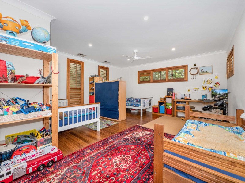 4 Woggoon Terrace, Ocean Shores NSW 2483