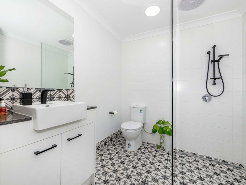 1/50 Balemo Drive, Ocean Shores NSW 2483