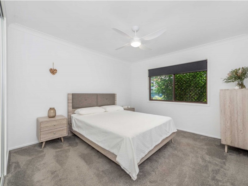 1/50 Balemo Drive, Ocean Shores NSW 2483