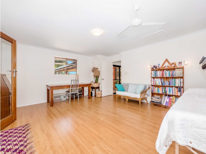 2 Woggoon Terrace, Ocean Shores NSW 2483