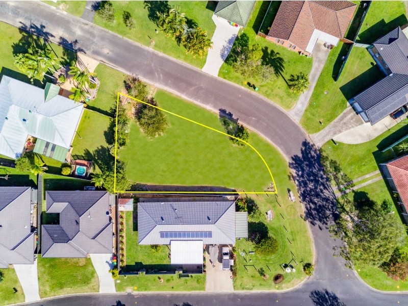 36 Bulgoon Crescent, Ocean Shores NSW 2483
