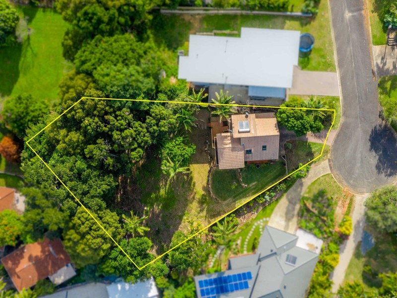 7 Yackatoon Court, Ocean Shores NSW 2483