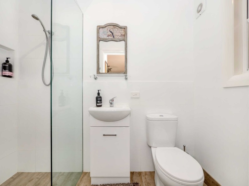 18A Warrambool Road, Ocean Shores NSW 2483