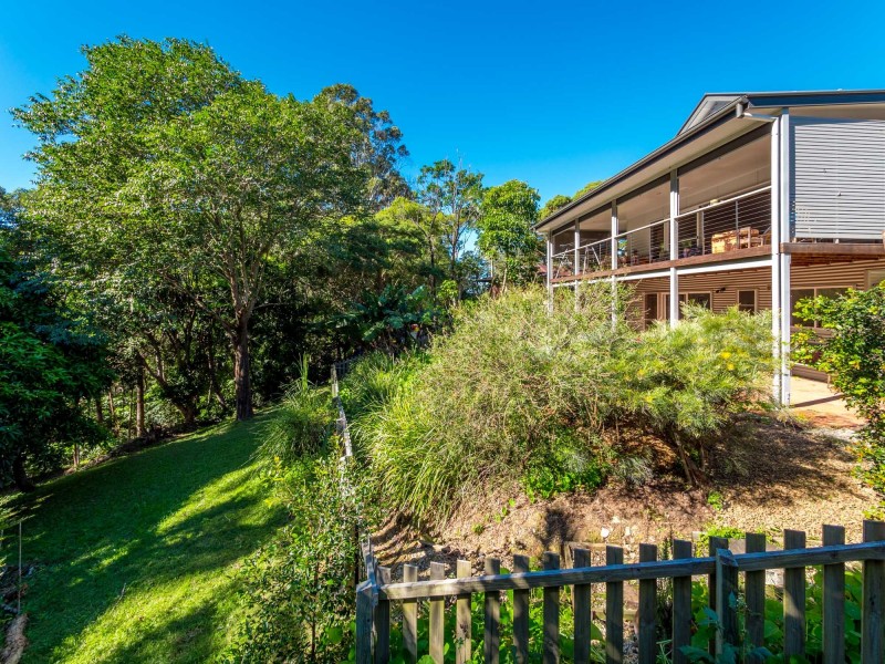 18A Warrambool Road, Ocean Shores NSW 2483