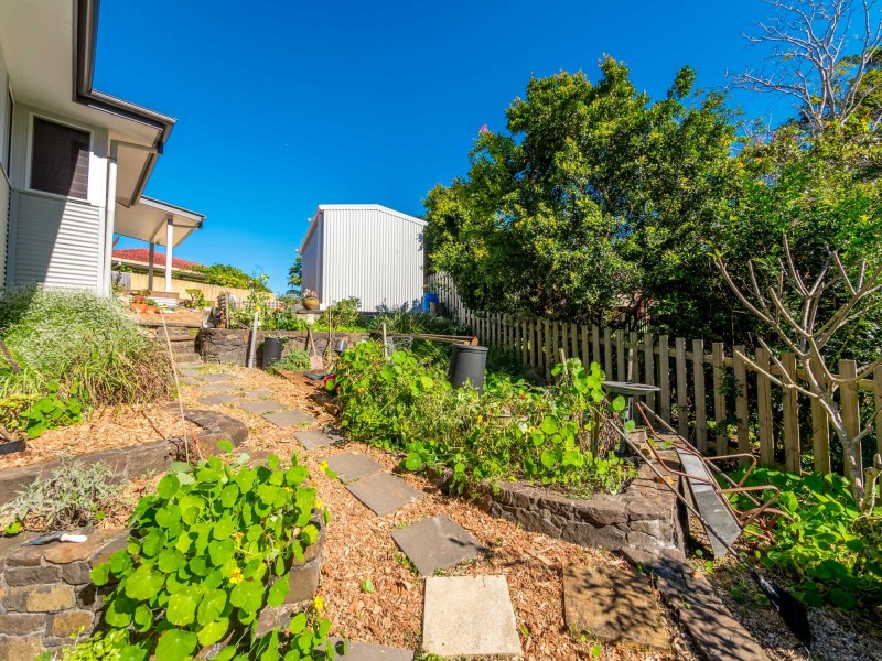 18A Warrambool Road, Ocean Shores NSW 2483