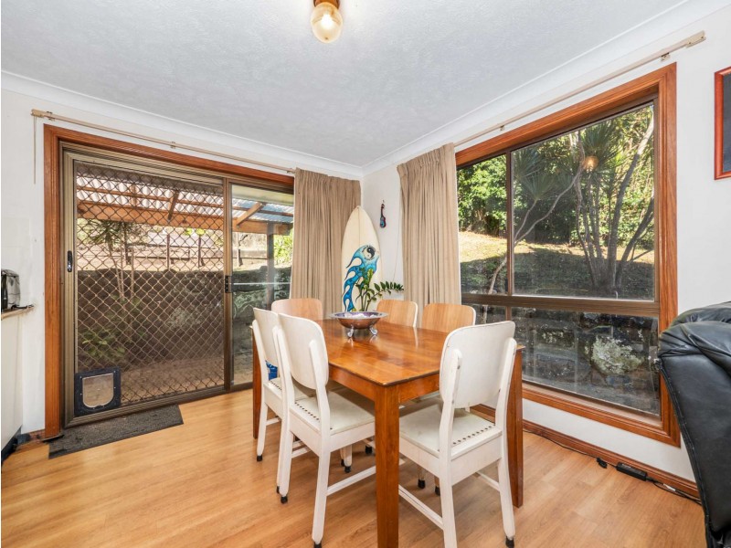 2 Matong Drive, Ocean Shores NSW 2483