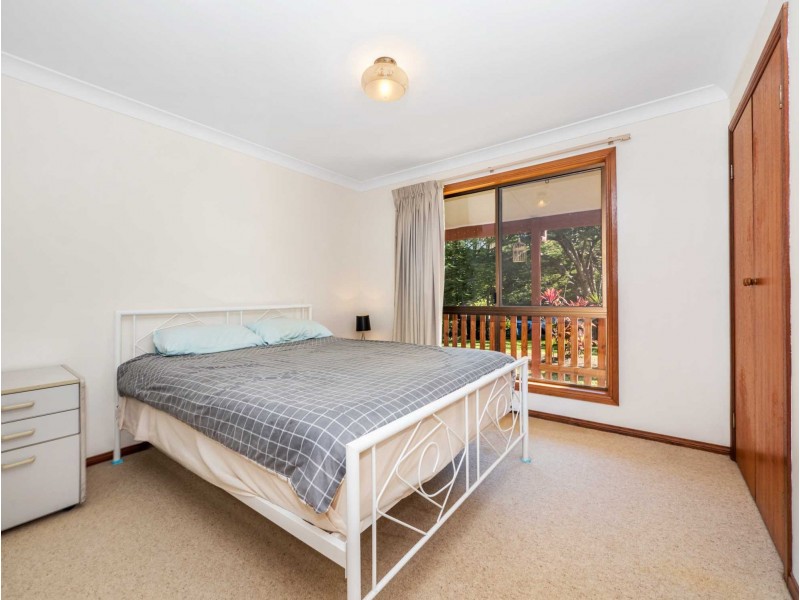 2 Matong Drive, Ocean Shores NSW 2483