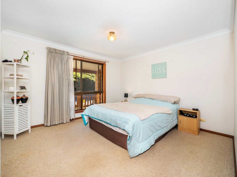 2 Matong Drive, Ocean Shores NSW 2483