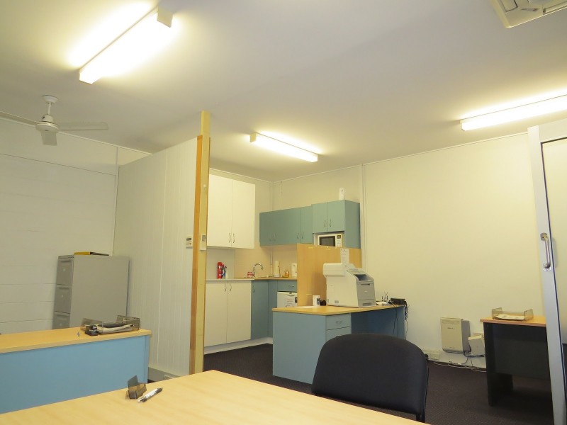 2/84 Rajah Rd, Ocean Shores NSW 2483