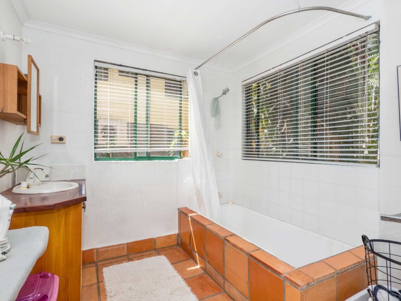 32 Robin Street, South Golden Beach NSW 2483