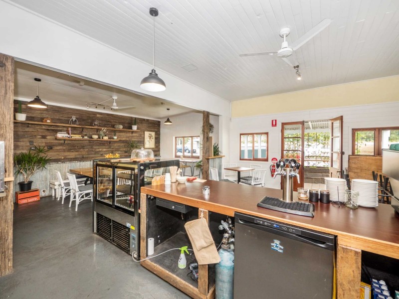 33 Broadway, Burringbar NSW 2483