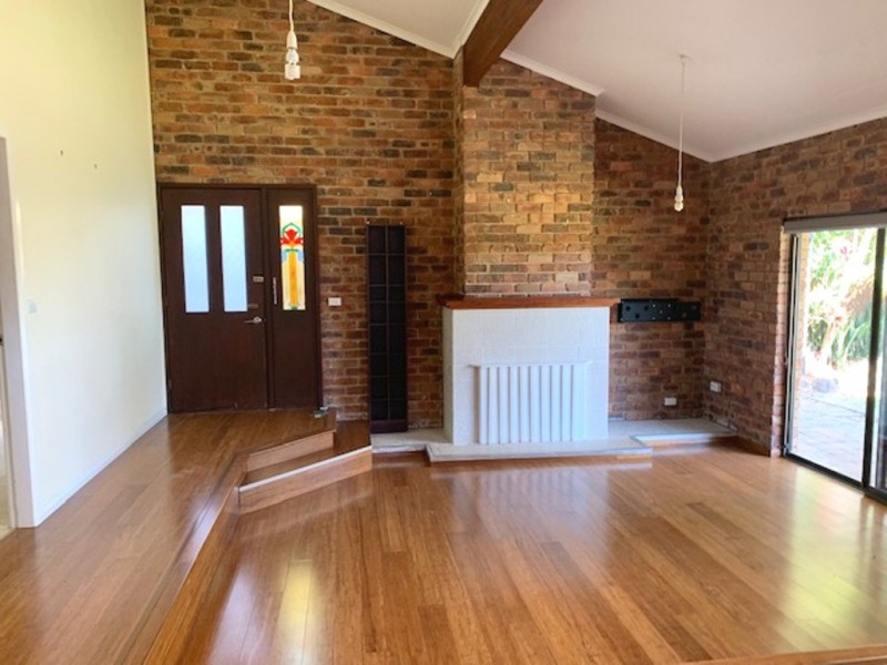 18 Gilba Avenue, Ocean Shores NSW 2483