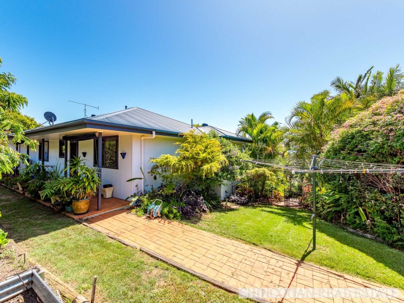 12 Wirruna Avenue, Ocean Shores NSW 2483
