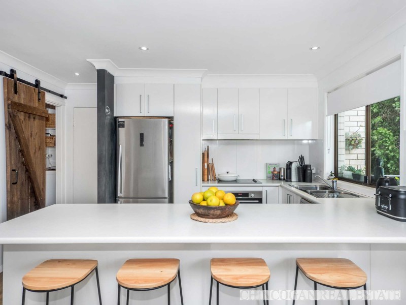 6/2 Durroon Court, Ocean Shores NSW 2483