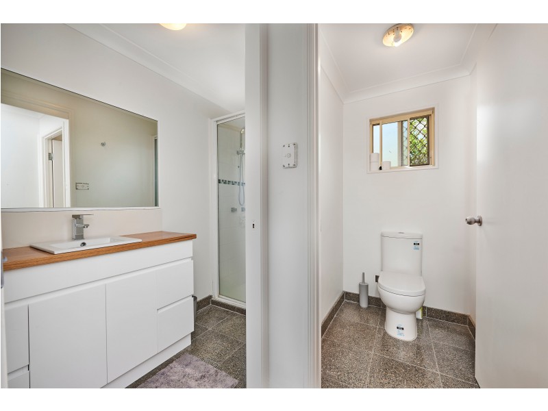 9 Jarrah Crescent, Ocean Shores NSW 2483