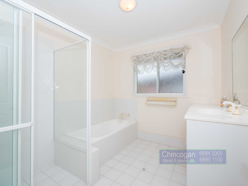 7 Terrara Court, Ocean Shores NSW 2483