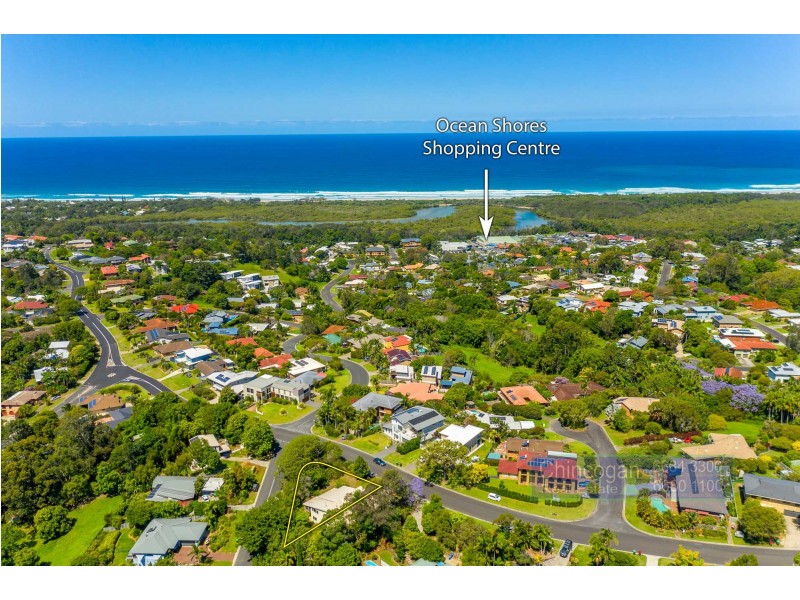 2/1 Coomburra Crescent, Ocean Shores NSW 2483
