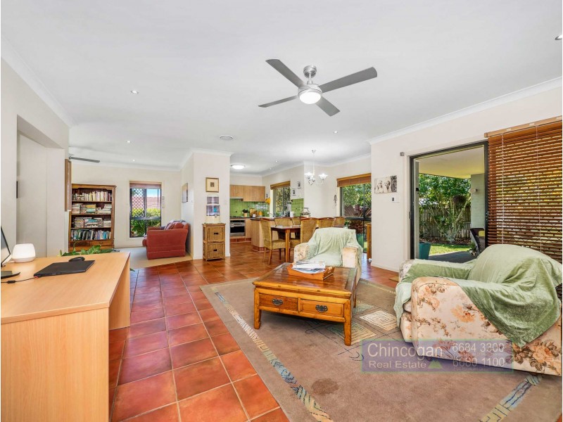 7 Goondooloo Drive, Ocean Shores NSW 2483