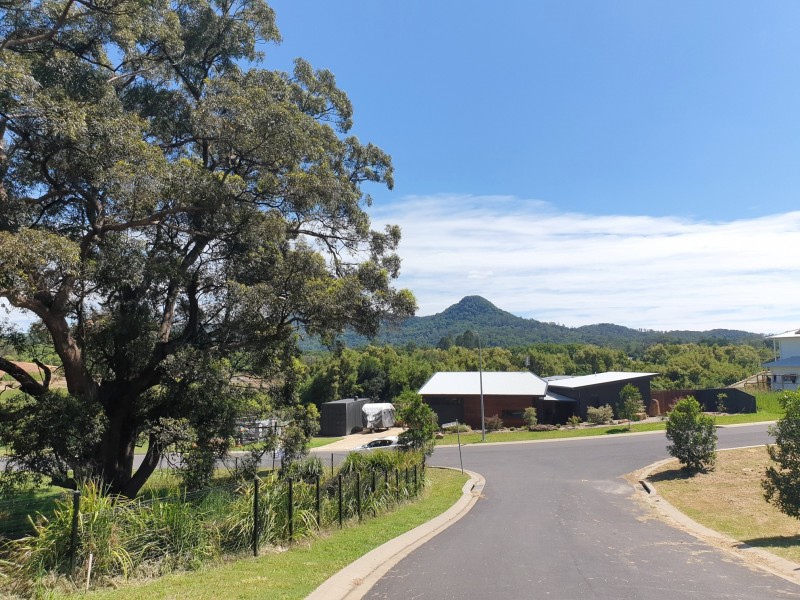 35 Cockatoo Crescent, Mullumbimby NSW 2482