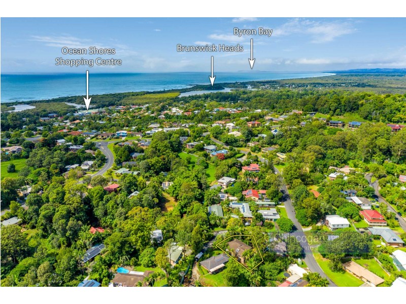 1 Bobra Glen, Ocean Shores NSW 2483