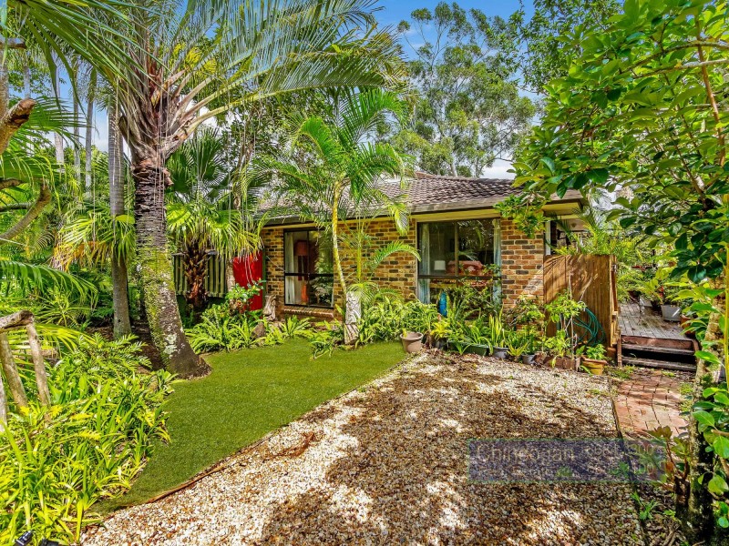 1 Bobra Glen, Ocean Shores NSW 2483