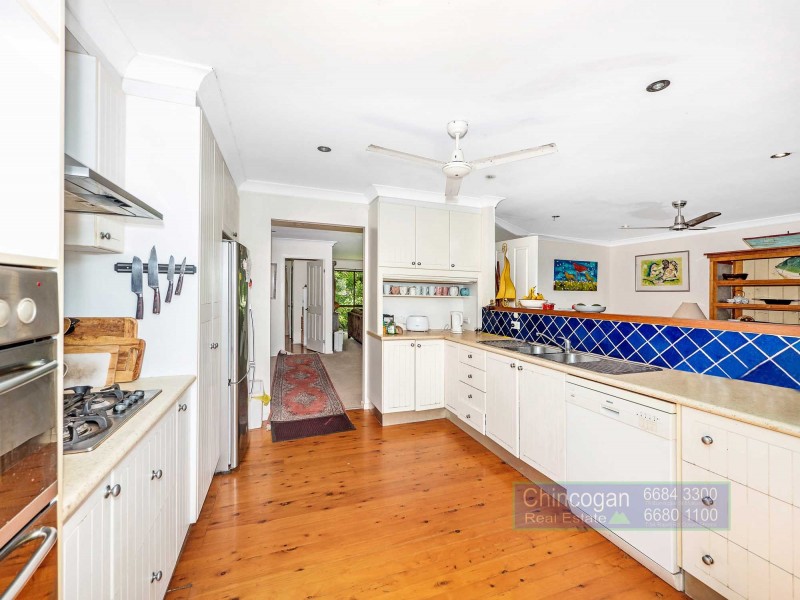 1 Bobra Glen, Ocean Shores NSW 2483