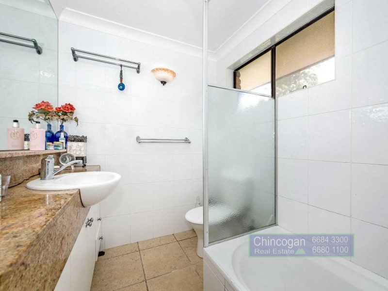 1 Bobra Glen, Ocean Shores NSW 2483