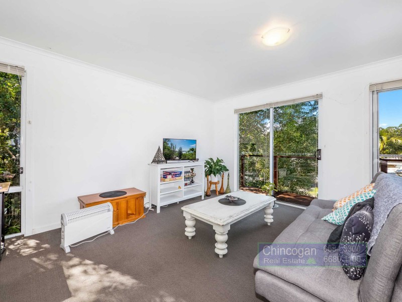 35A Rajah Road, Ocean Shores NSW 2483