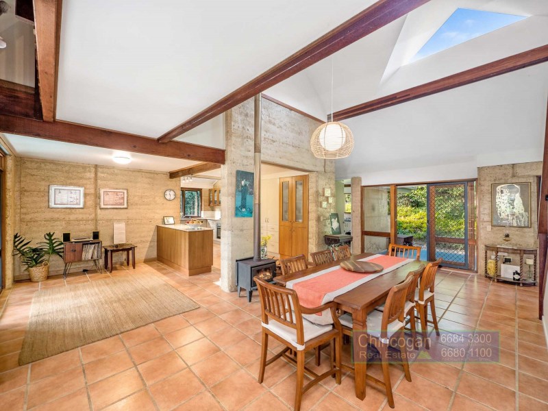 16 Benjamins Lane, Ocean Shores NSW 2483