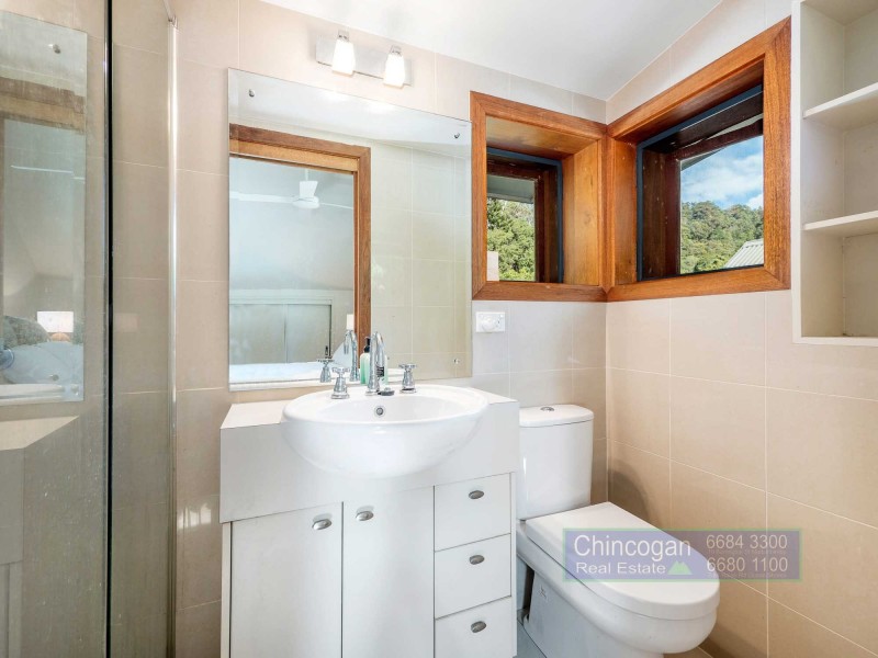 16 Benjamins Lane, Ocean Shores NSW 2483