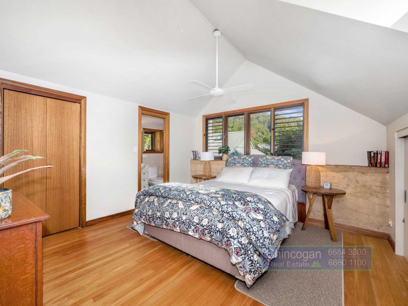 16 Benjamins Lane, Ocean Shores NSW 2483