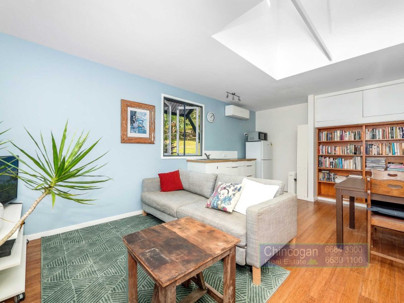 16 Benjamins Lane, Ocean Shores NSW 2483