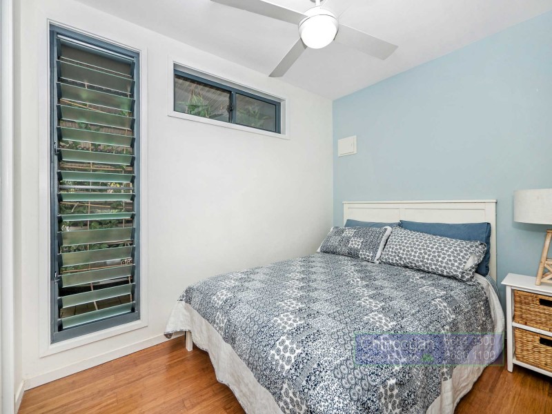 16 Benjamins Lane, Ocean Shores NSW 2483