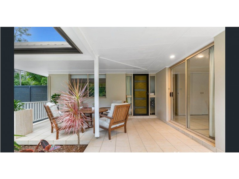 30 Rajah Road, Ocean Shores NSW 2483