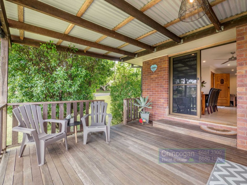 26 Goondooloo Drive, Ocean Shores NSW 2483