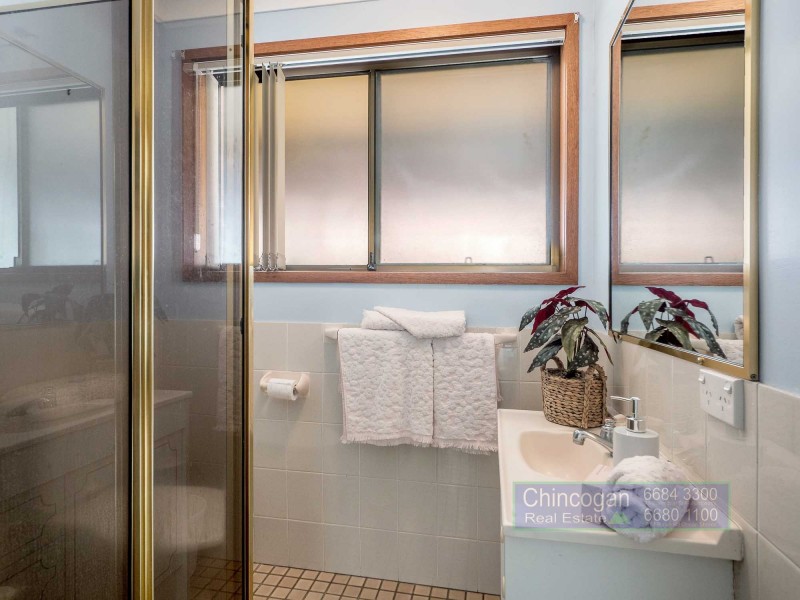 26 Goondooloo Drive, Ocean Shores NSW 2483