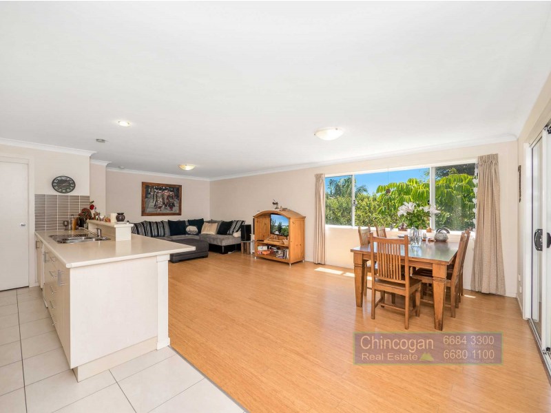 2/1 Coomburra Crescent, Ocean Shores NSW 2483