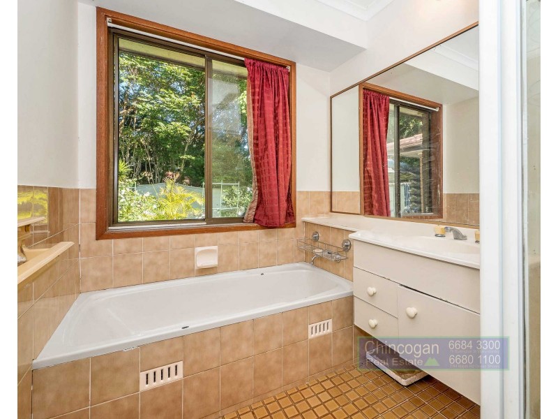 4 Yungarup Place, Ocean Shores NSW 2483